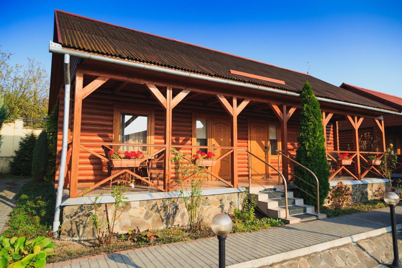 Europe Hotel Uzhhorod Exterior photo